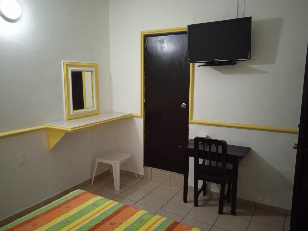 Hotel Kiko Mazatlán Esterno foto